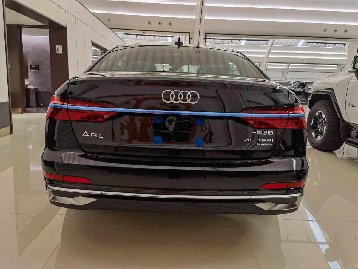 奧迪 奧迪A6L  2025款 45 TFSI quattro 臻選動感型圖片