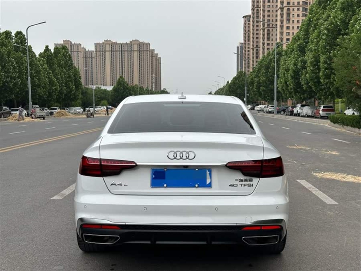 奧迪 奧迪A4L  2020款 40 TFSI 豪華動感型圖片