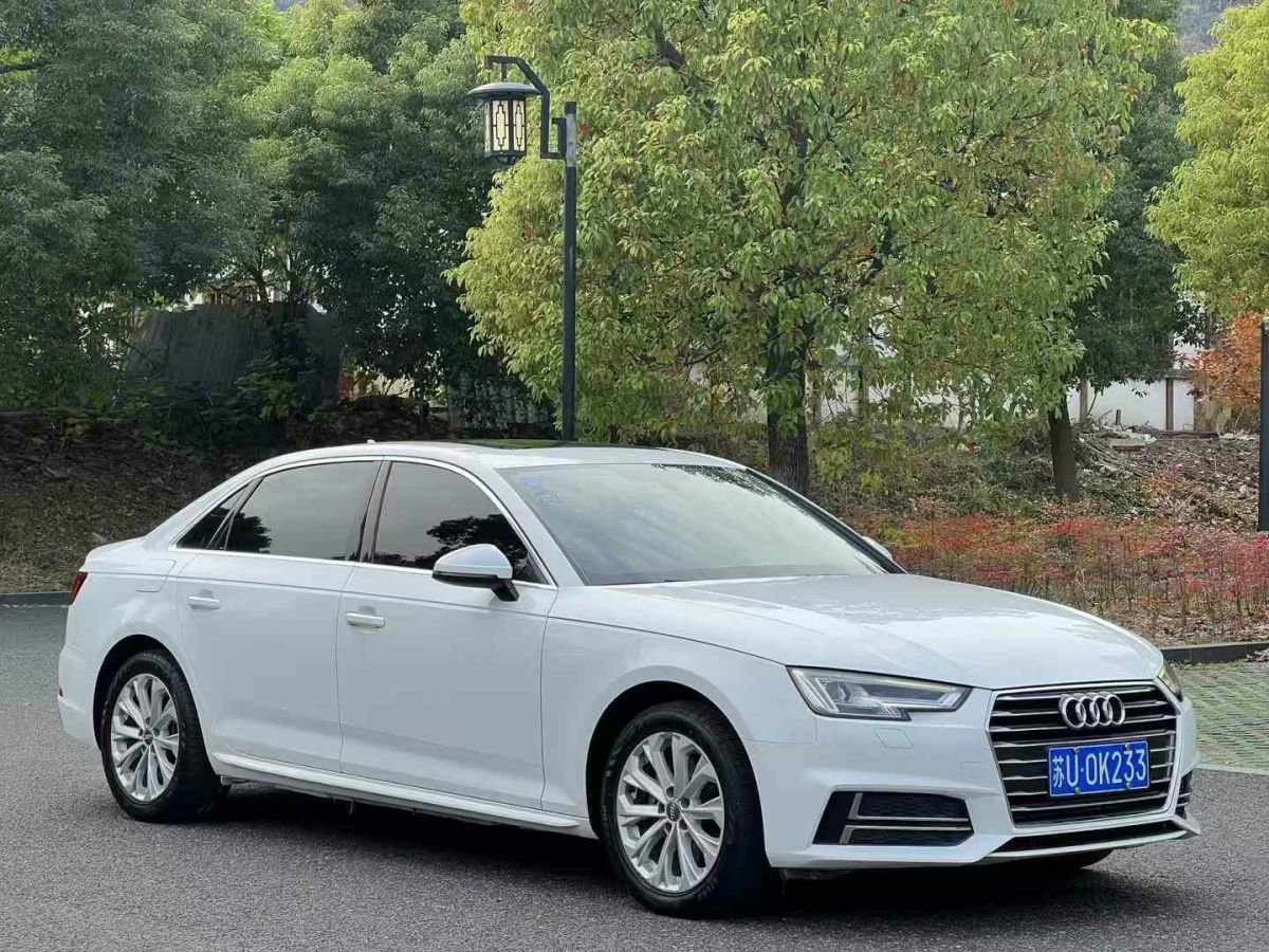 奧迪 奧迪A4L  2019款 35 TFSI 進(jìn)取型 國V圖片