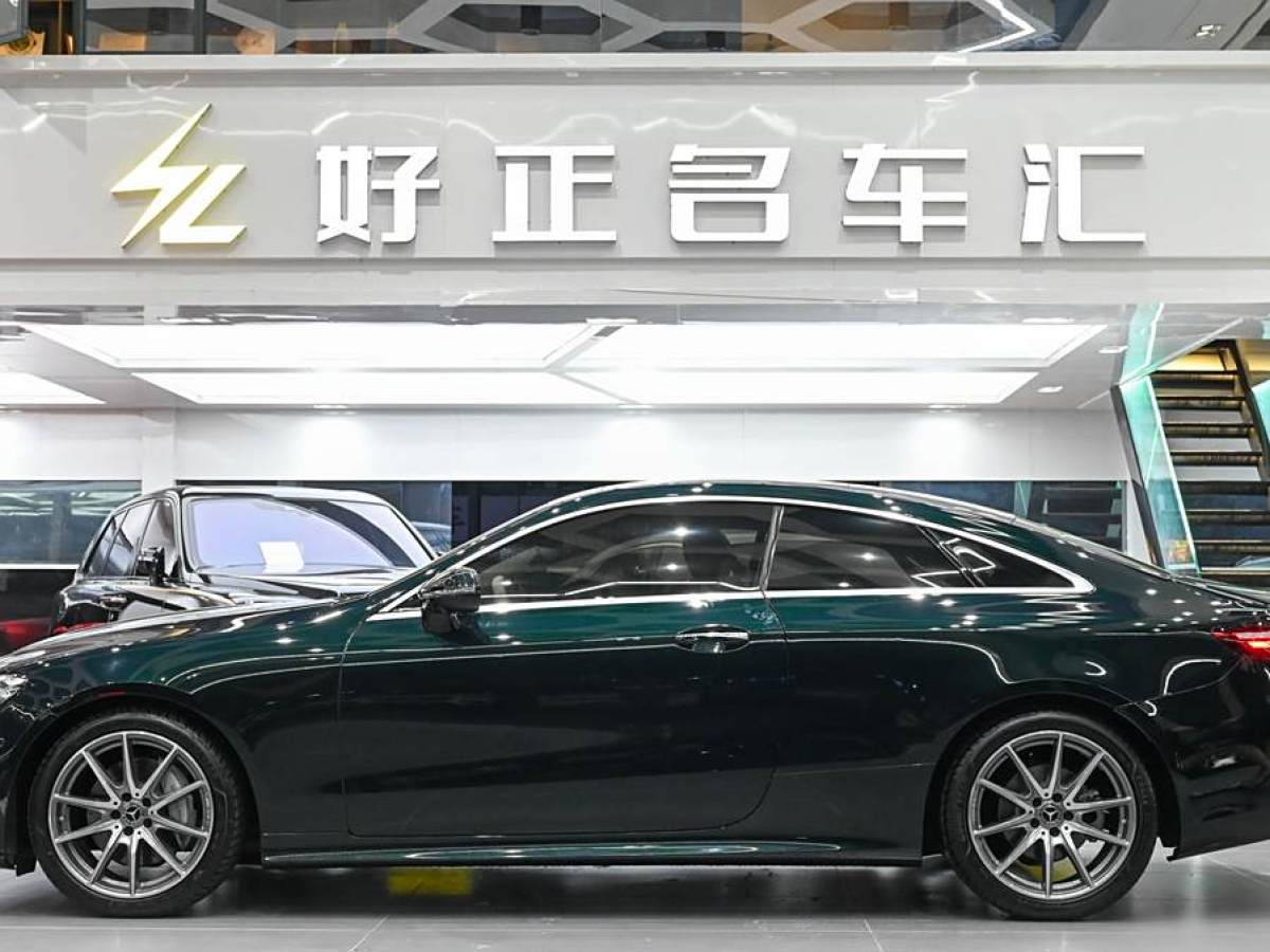 奔馳 奔馳E級  2023款 E 260 轎跑車圖片