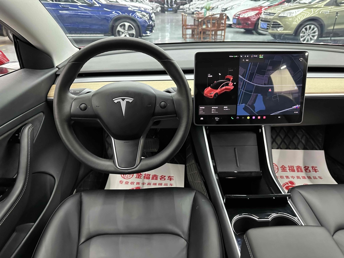 特斯拉 Model 3  2019款 標準續(xù)航后驅(qū)升級版圖片