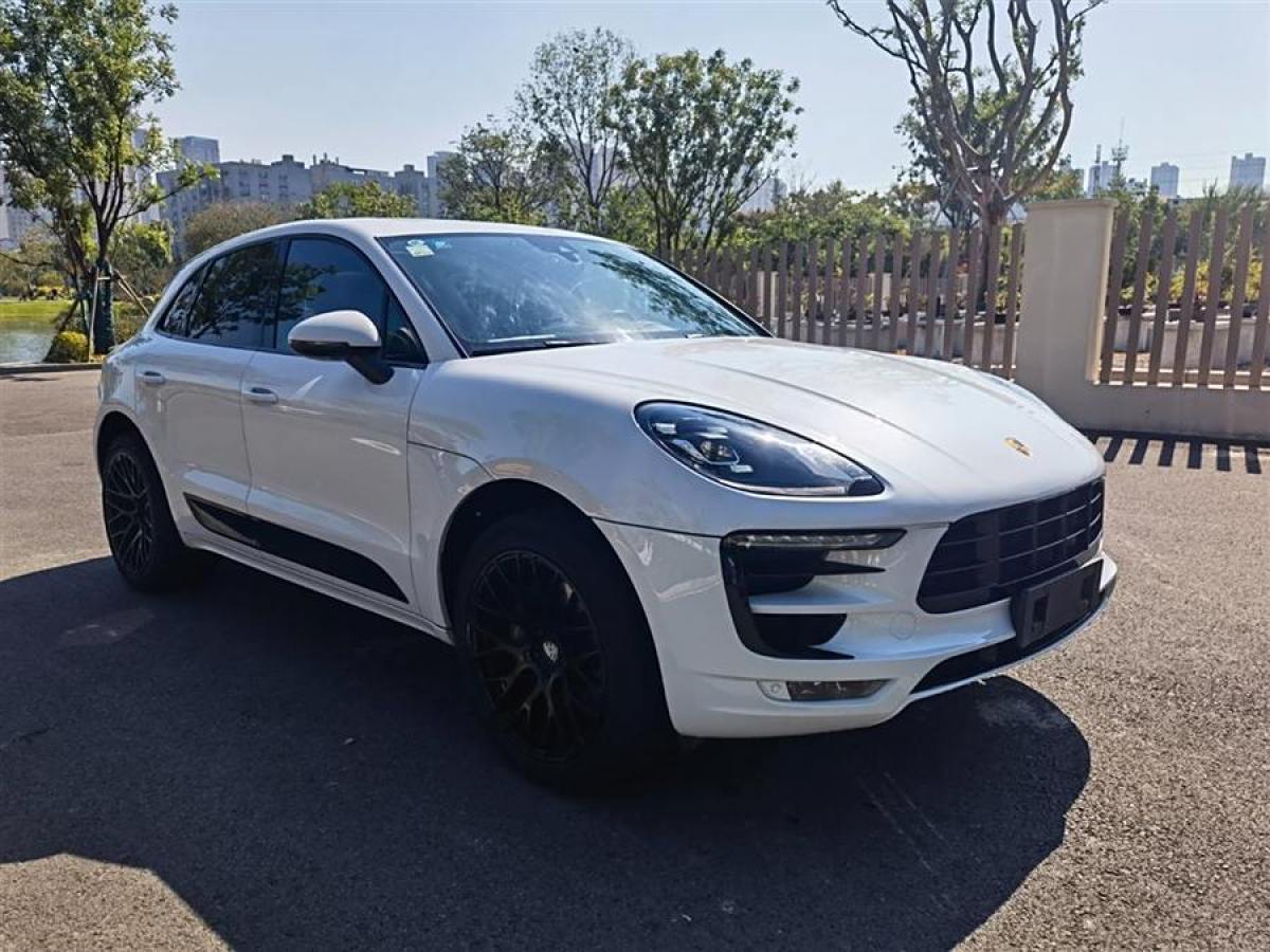 保時(shí)捷 Macan  2017款 Macan 2.0T圖片