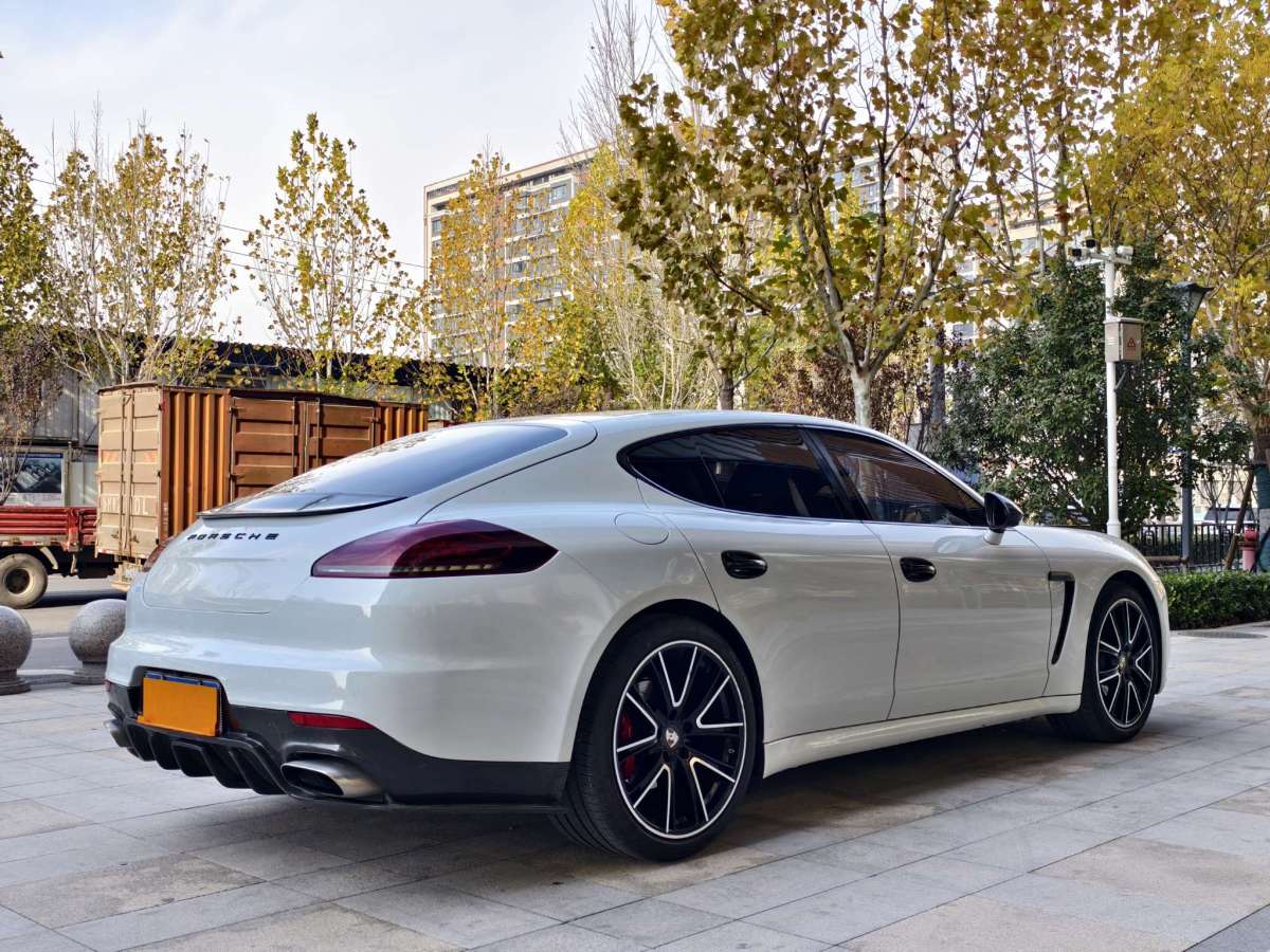 保時(shí)捷 Panamera  2016款 Panamera Edition 3.0T圖片