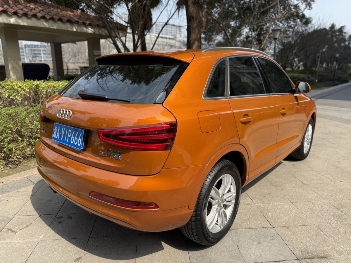 奧迪 奧迪Q3  2015款 35 TFSI 百萬(wàn)紀(jì)念舒享型圖片