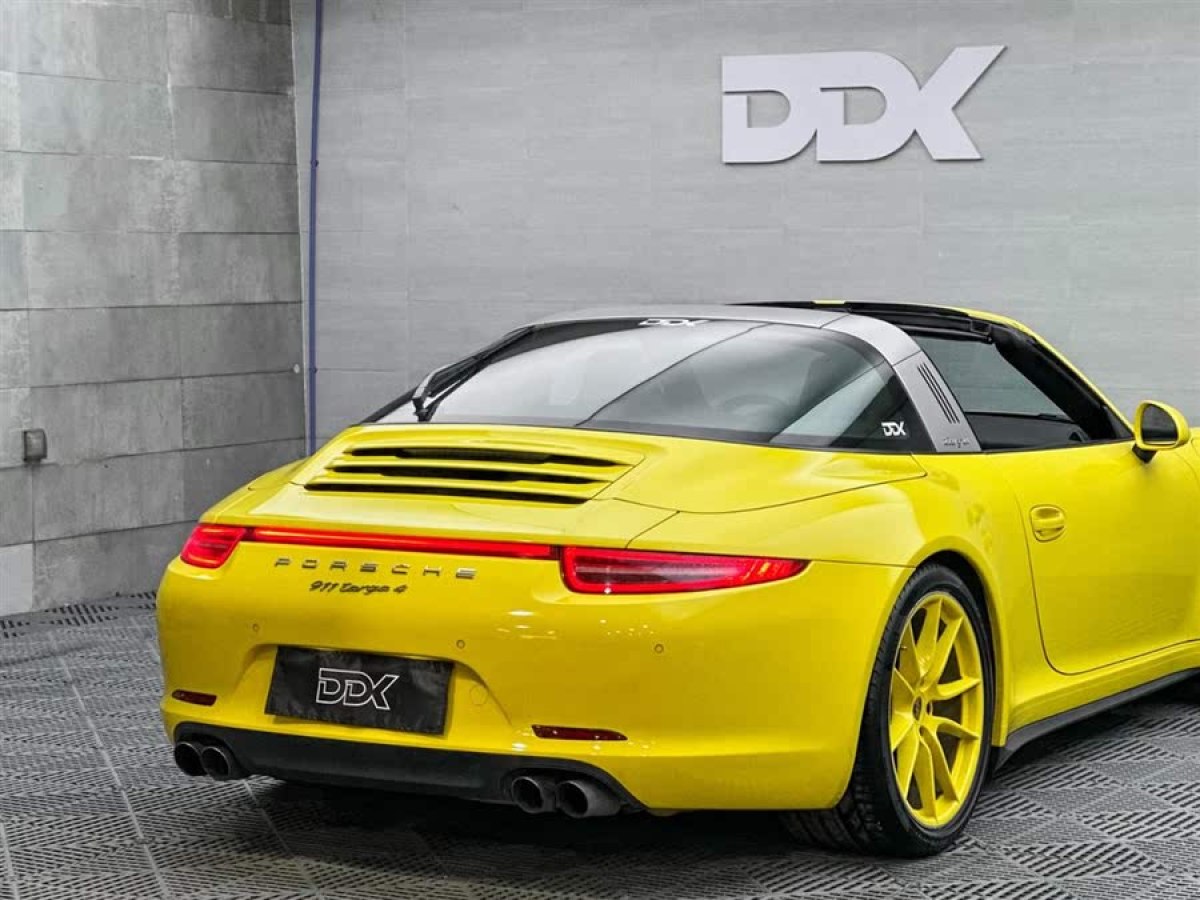 保時(shí)捷 911  2014款 Targa 4 3.4L圖片