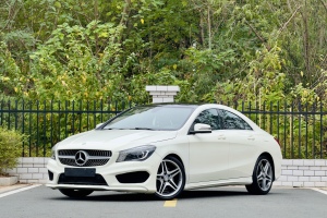 奔馳CLA級(jí) 奔馳 CLA 220 4MATIC