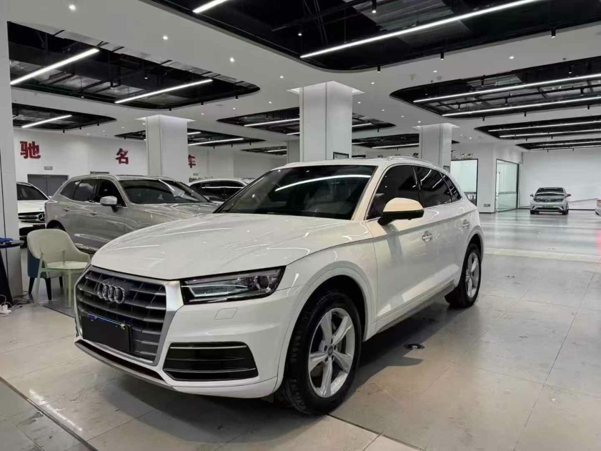 奧迪 奧迪Q3  2019款  35 TFSI 時尚動感型圖片