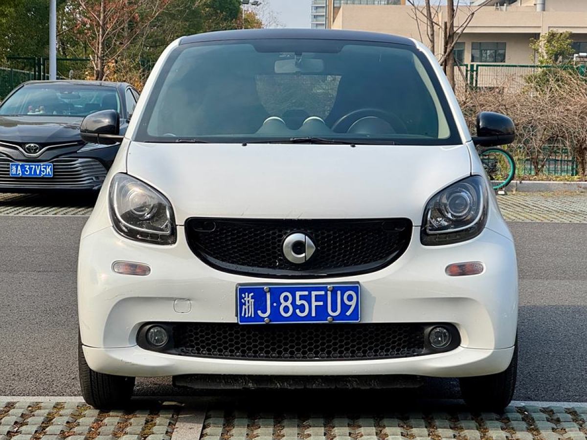 smart fortwo  2015款 1.0L 52千瓦硬頂靈動版圖片