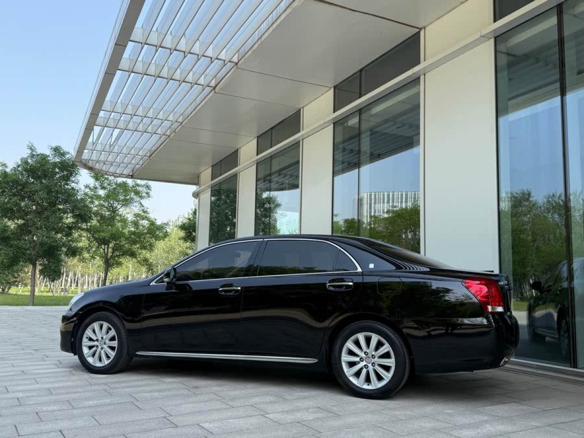 豐田 皇冠  2010款 2.5L Royal圖片
