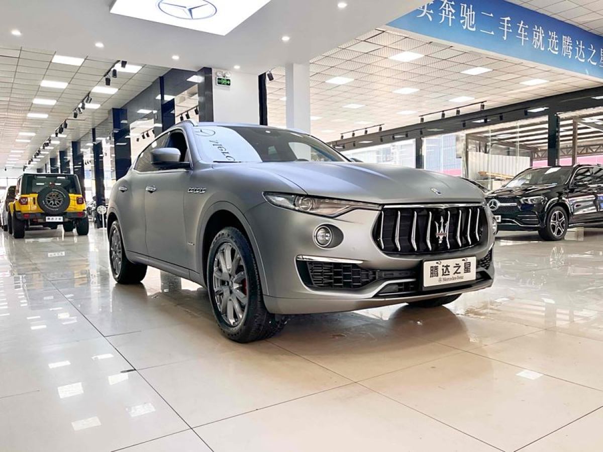 瑪莎拉蒂 Levante  2019款 3.0T 350Hp 標(biāo)準(zhǔn)版 國(guó)VI圖片