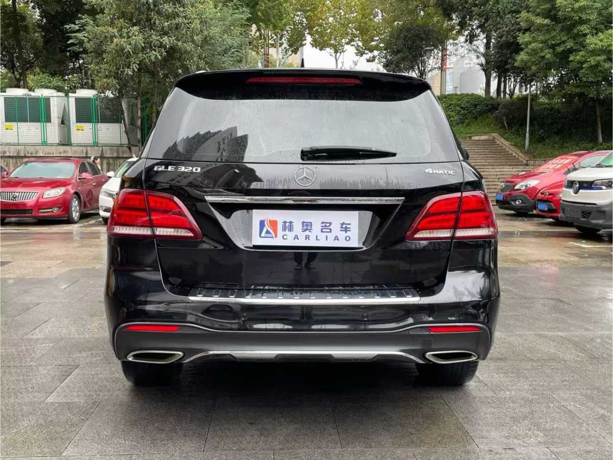 奔馳 奔馳GLE  2018款 GLE 320 4MATIC 動感型臻藏版圖片