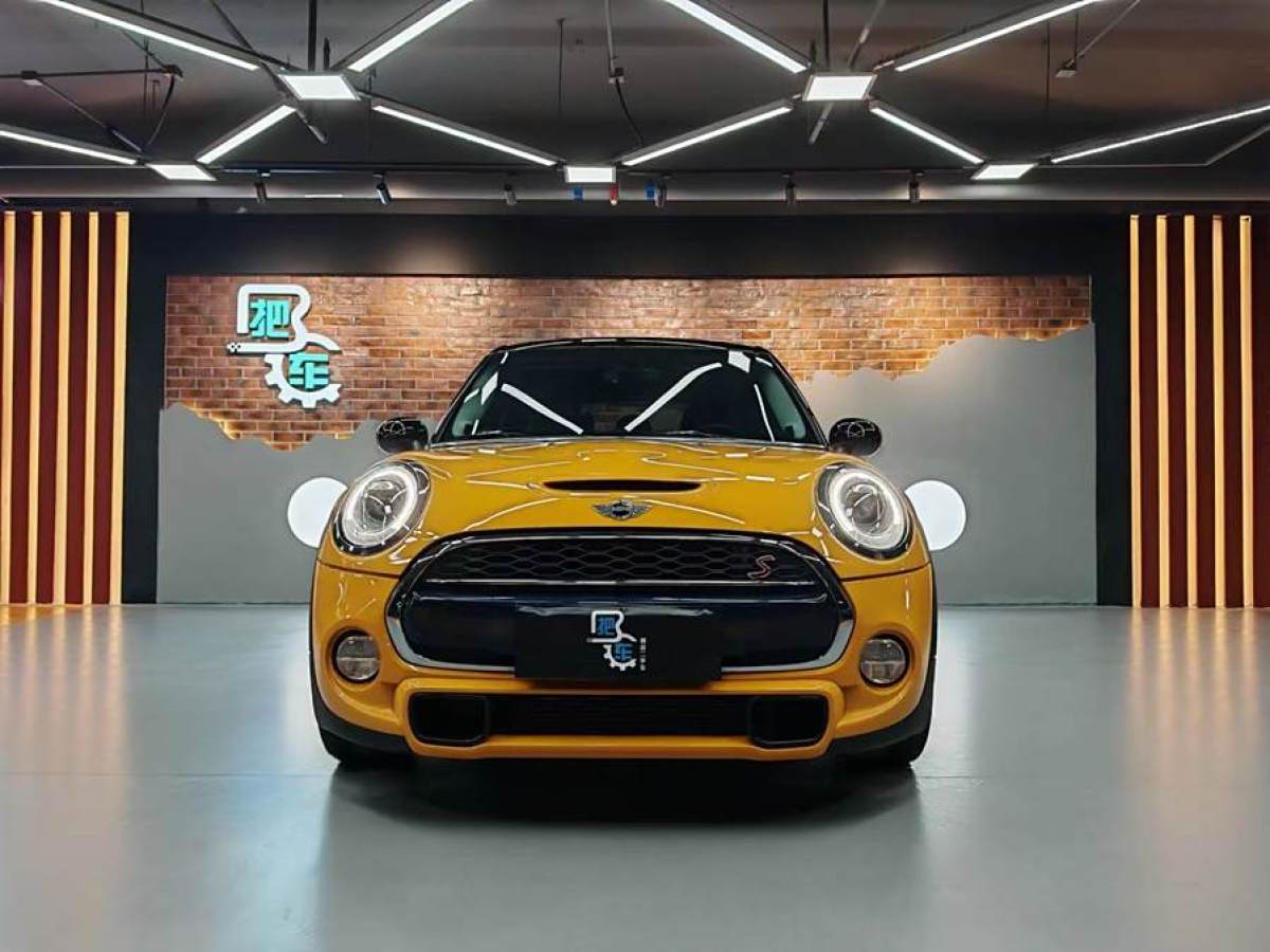 MINI MINI  2015款 2.0T COOPER S 五門(mén)版圖片