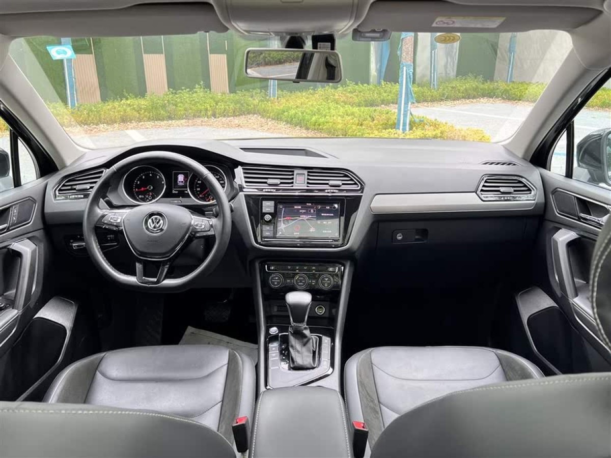 大眾 途觀L  2019款 改款 330TSI 自動兩驅(qū)全景舒適版 國VI圖片