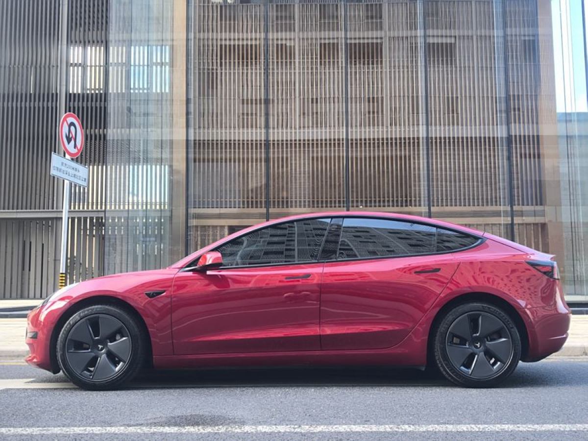 特斯拉 Model Y  2022款 改款 后輪驅(qū)動(dòng)版圖片