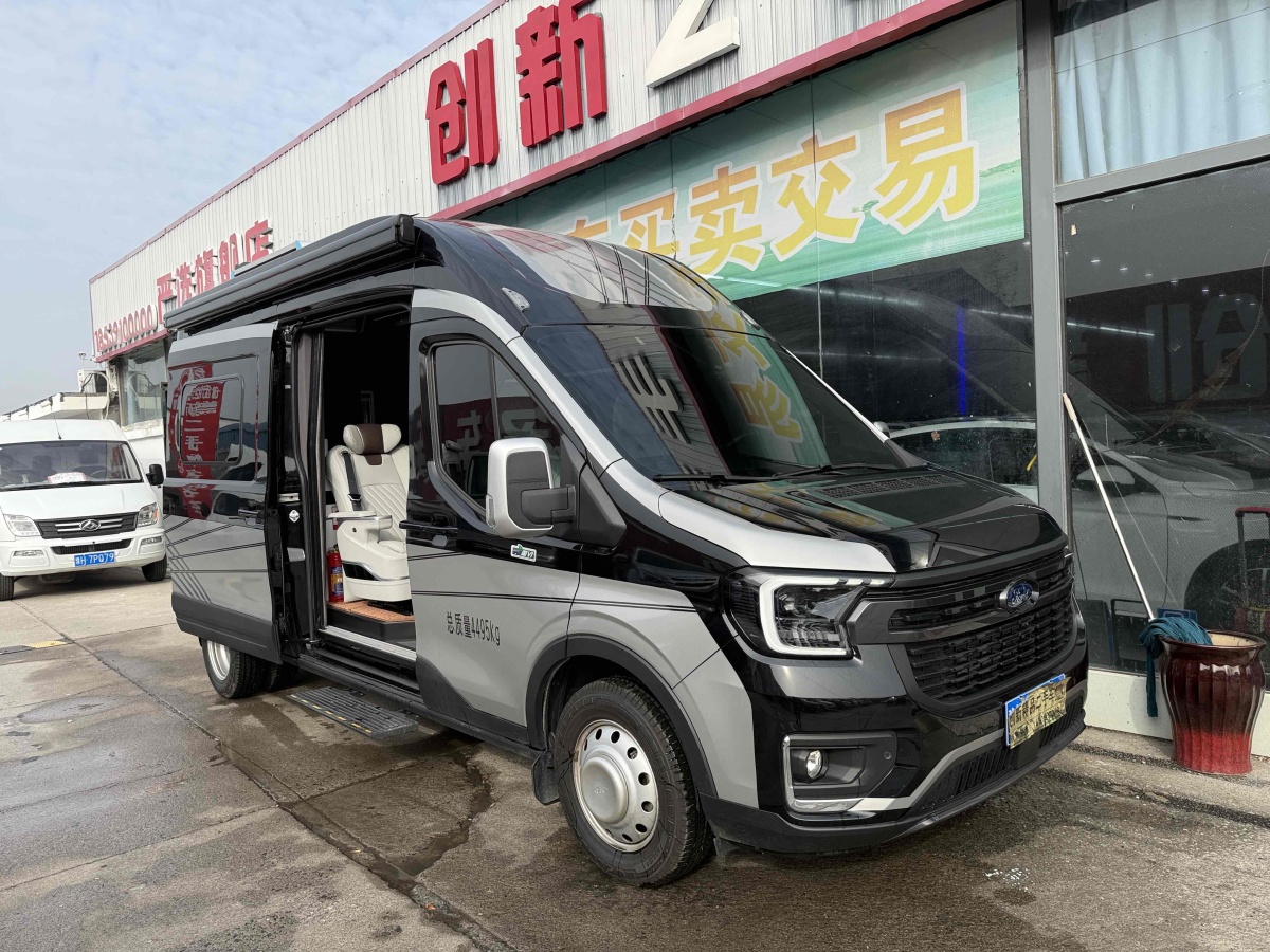 宇通客车 宇通T7  2019款 3.5T汽油自动公务版图片