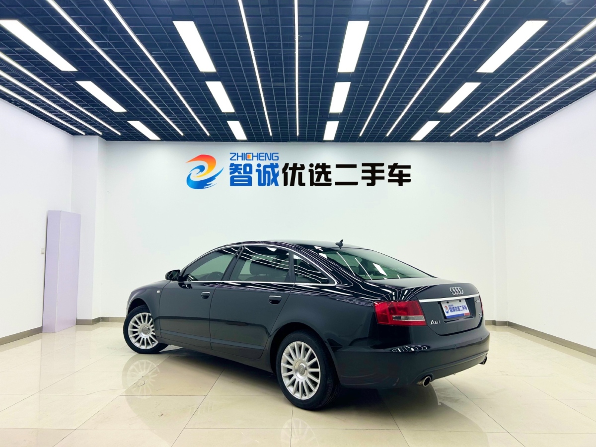 奧迪 奧迪A6L  2006款 3.2 FSI quattro 領(lǐng)先尊享型圖片