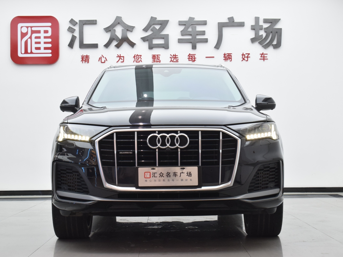 2021年4月奧迪 奧迪Q7  2023款 55 TFSI quattro S line運(yùn)動(dòng)型