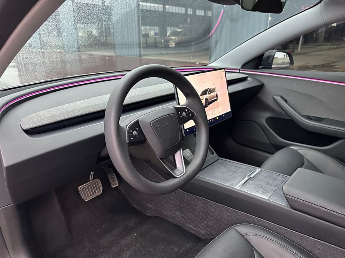 特斯拉 Model Y  2023款 后輪驅(qū)動版圖片