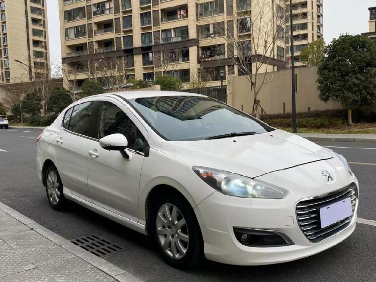 东风风神 A60  2014款 1.6L 尊贵型图片