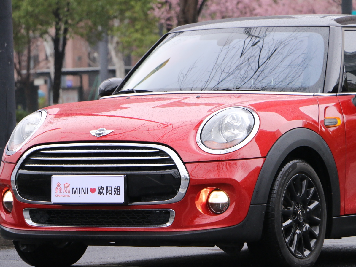 2015年8月MINI MINI  2015款 1.5T COOPER Fun 五門版