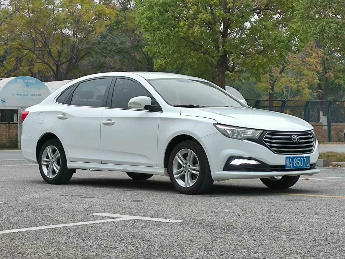 奔騰 B30  2019款 1.6L 自動(dòng)舒適型圖片