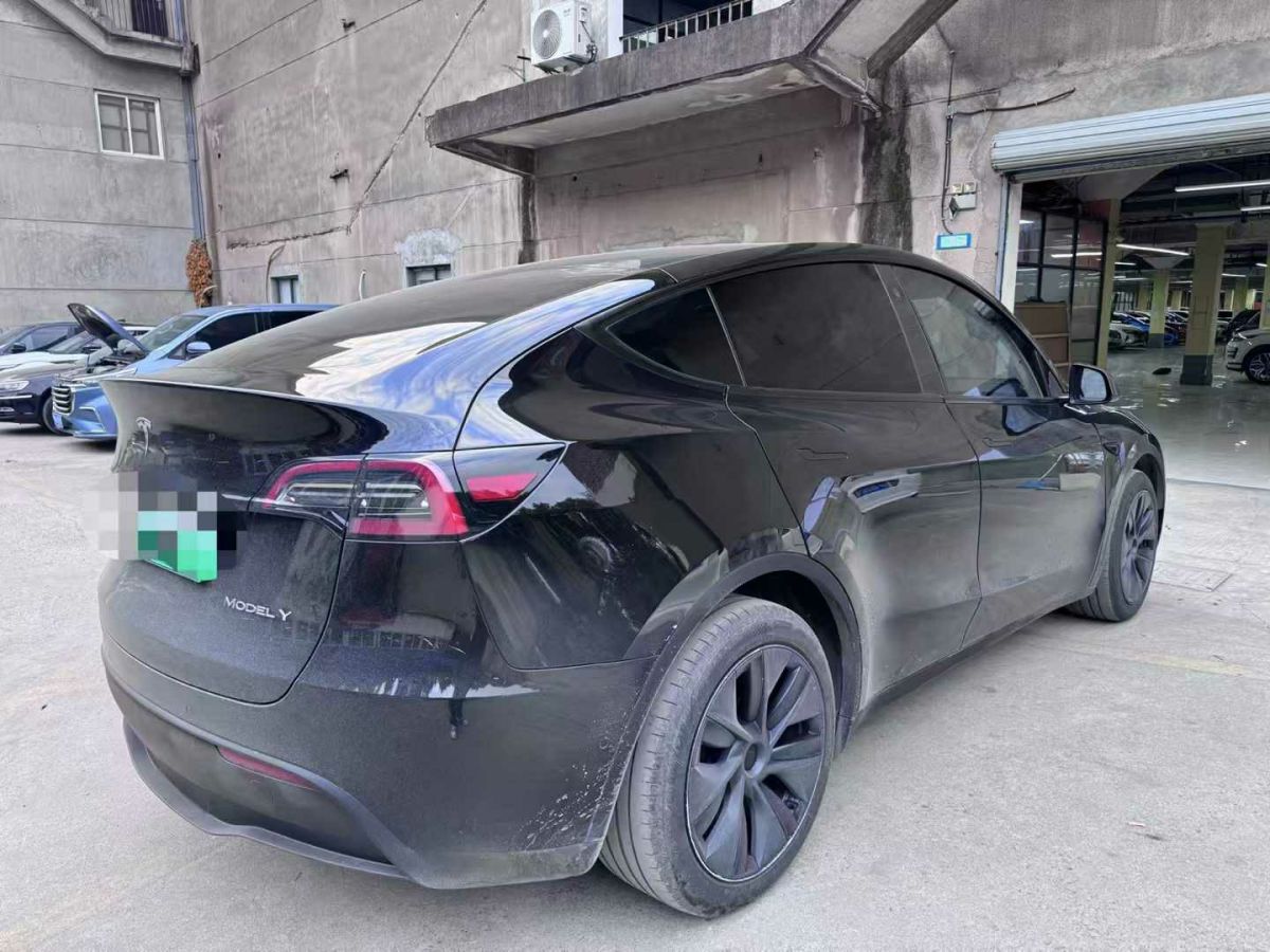 特斯拉 Model S  2023款 三電機(jī)全輪驅(qū)動(dòng) Plaid版圖片