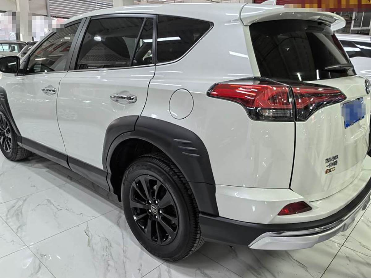 2019年9月豐田 RAV4榮放  2019款 2.0L CVT兩驅(qū)風(fēng)尚X限量版 國(guó)VI