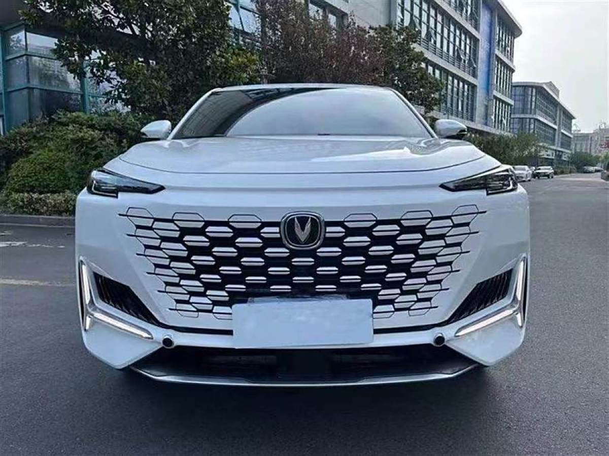 長(zhǎng)安 長(zhǎng)安UNI-K  2021款 2.0T 尊貴型圖片