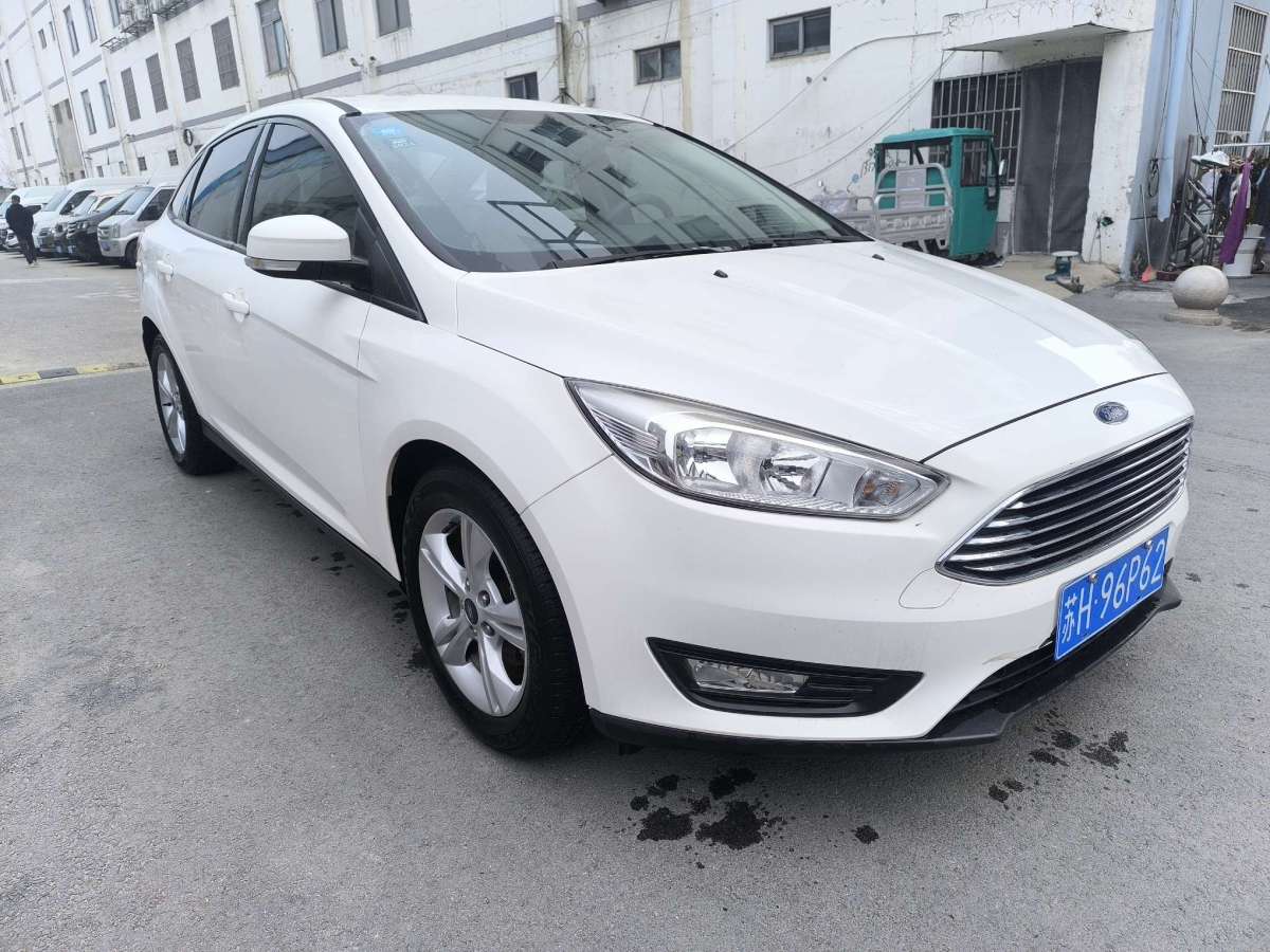 福特 ?？怂? 2015款 三廂 1.6L 手動(dòng)舒適型圖片