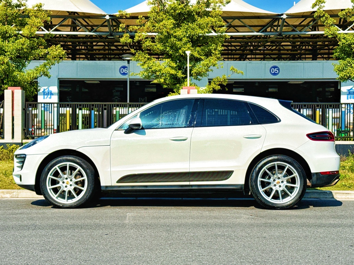 2014年9月保時(shí)捷 Macan  2014款 Macan 2.0T