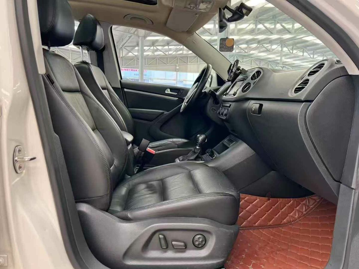 大眾 途觀  2014款 1.8TSI 自動兩驅(qū)30周年紀念版圖片