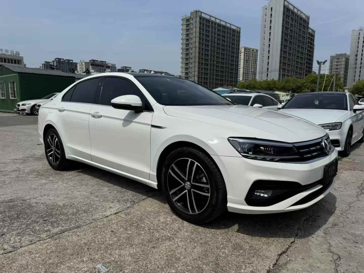 大眾 凌渡 圖片