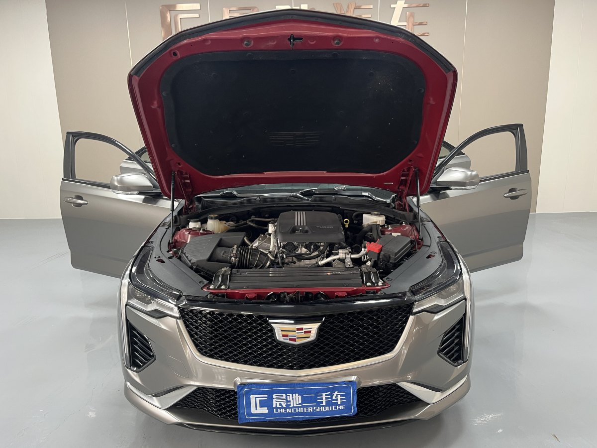 凱迪拉克 CT4  2020款 28T 時(shí)尚型圖片
