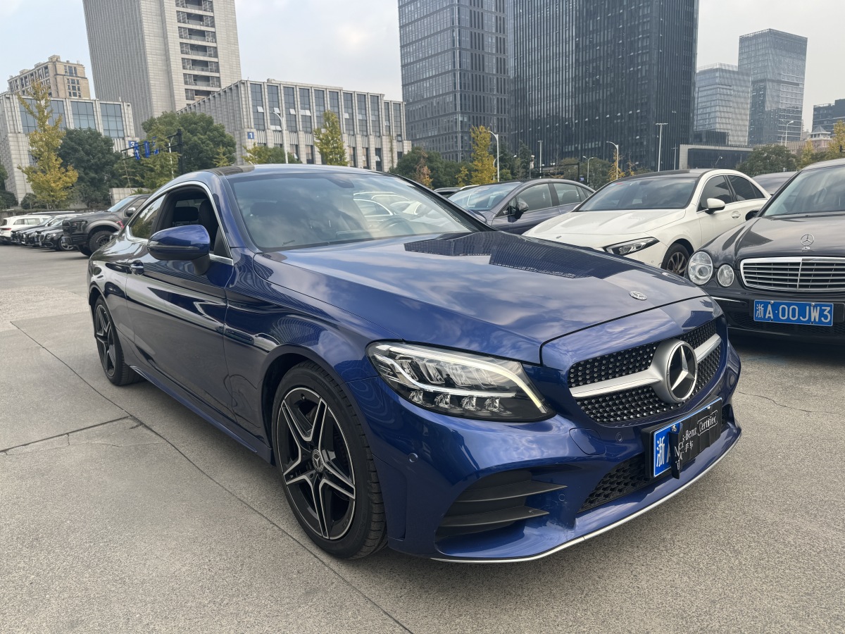 奔馳 奔馳C級(jí)  2019款 C 260 轎跑車(chē)圖片