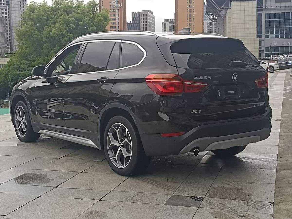寶馬 寶馬X1  2019款 sDrive18Li 尊享型圖片