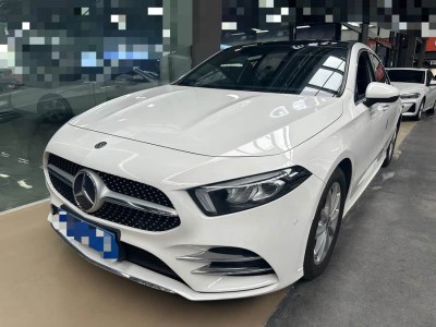 2019年8月 奔馳 奔馳A級 改款 A 200 L 運動轎車圖片