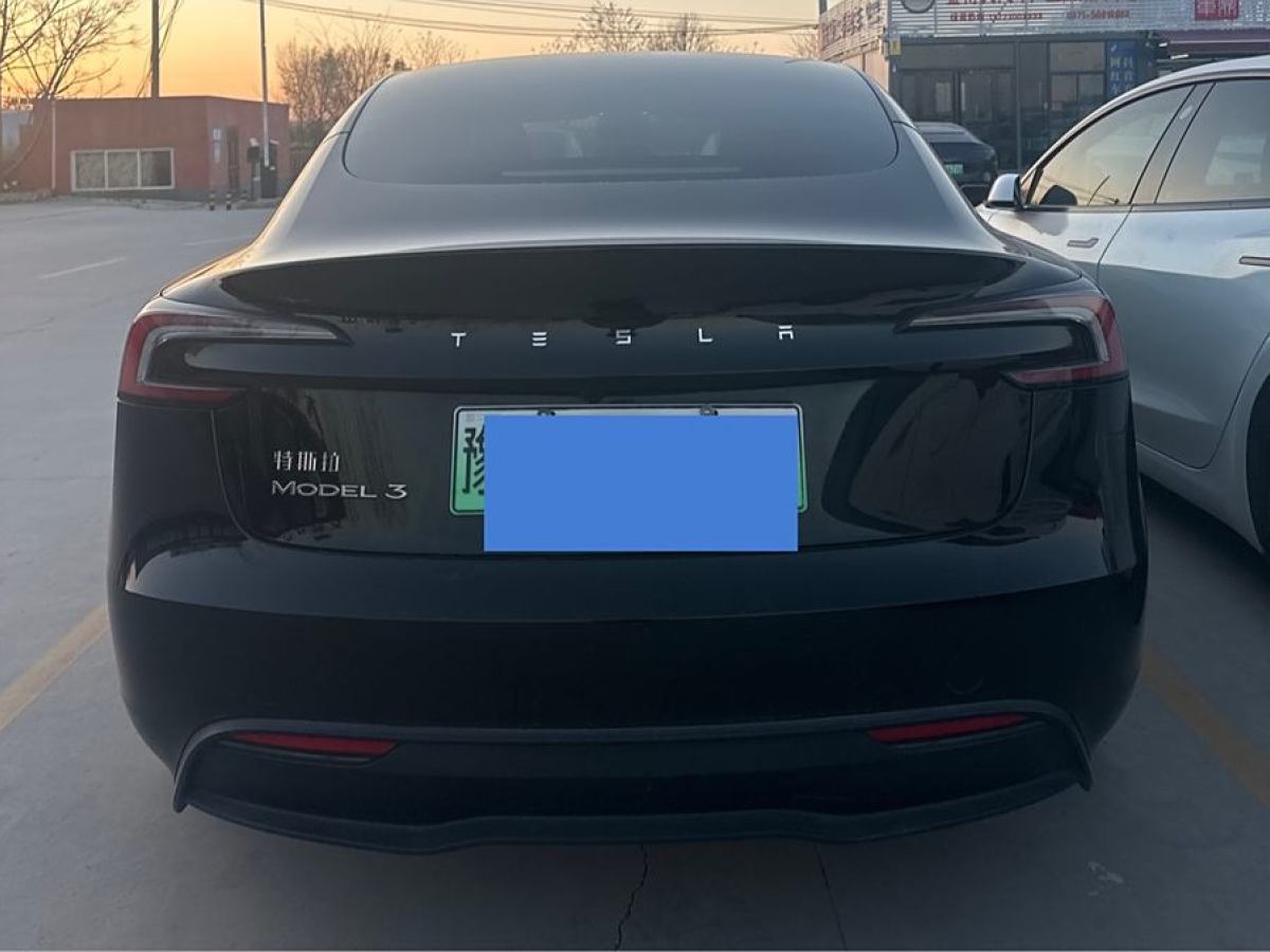 特斯拉 Model Y  2023款 后輪驅(qū)動(dòng)版圖片