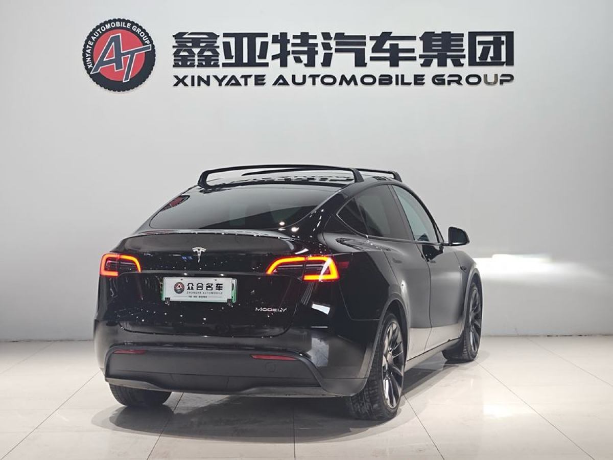 特斯拉 Model 3  2021款 改款 標(biāo)準(zhǔn)續(xù)航后驅(qū)升級版圖片