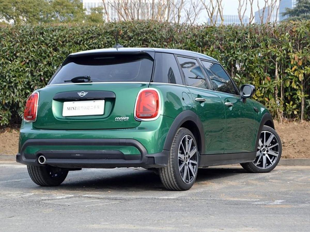 MINI MINI  2023款 改款 1.5T COOPER 藝術家 五門版圖片