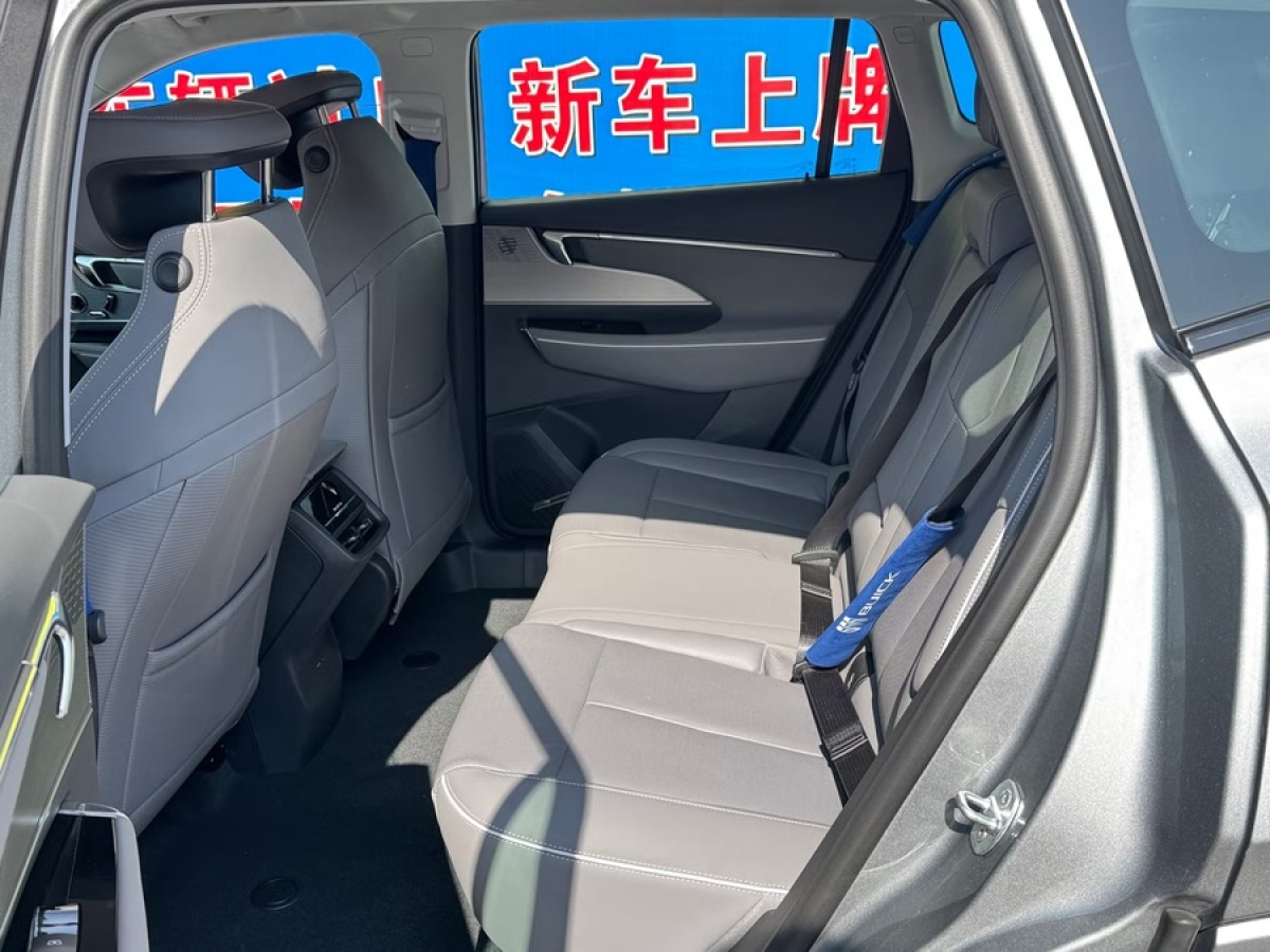 別克 別克E5  2023款 臻享標(biāo)準(zhǔn)續(xù)航版圖片