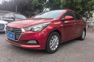 悅納RV 現(xiàn)代 1.4L 手動炫酷版GLS