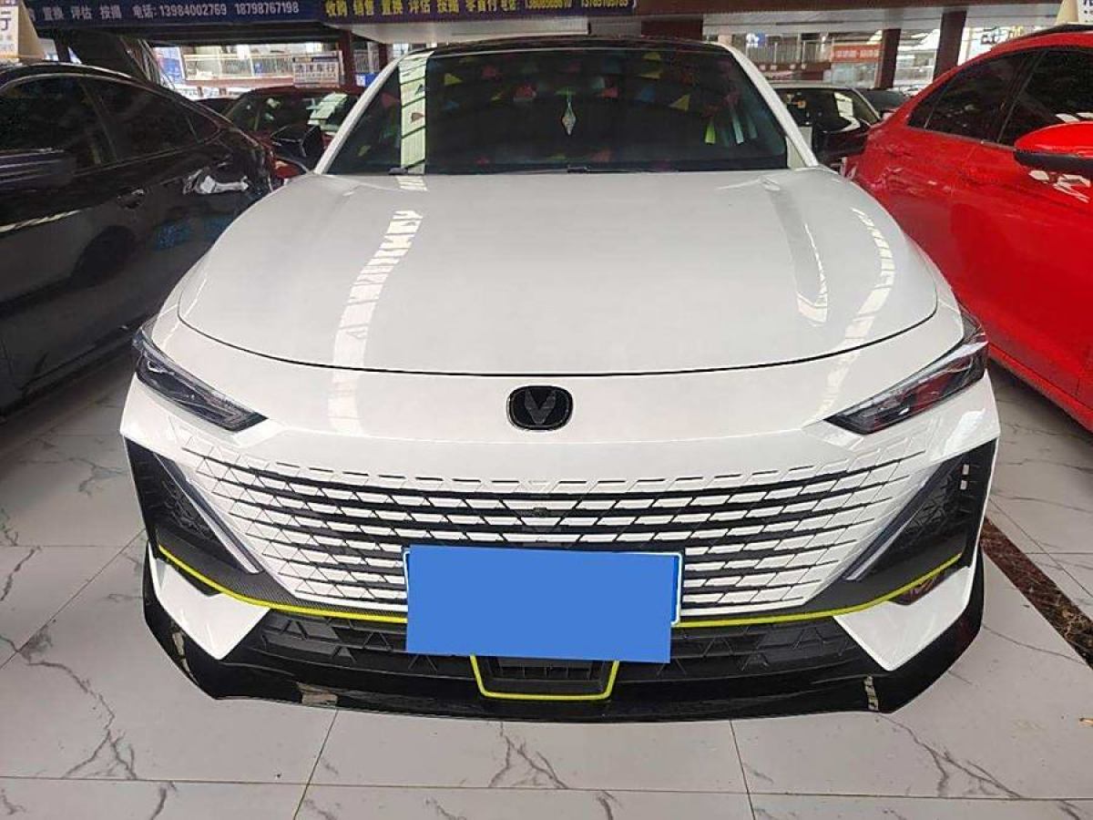 長安 長安UNI-V  2022款 1.5T 智慧領(lǐng)航型圖片