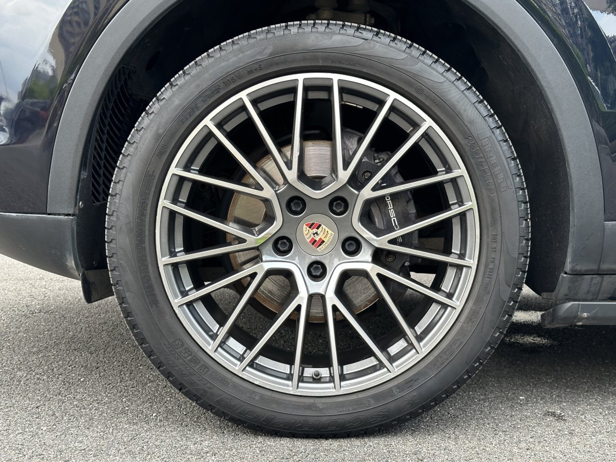 2019年2月保時(shí)捷 Cayenne  2018款 Cayenne 3.0T