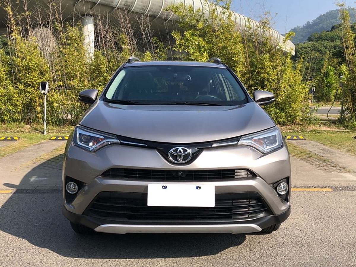 豐田 RAV4榮放  2016款 2.0L CVT四驅(qū)新銳版圖片