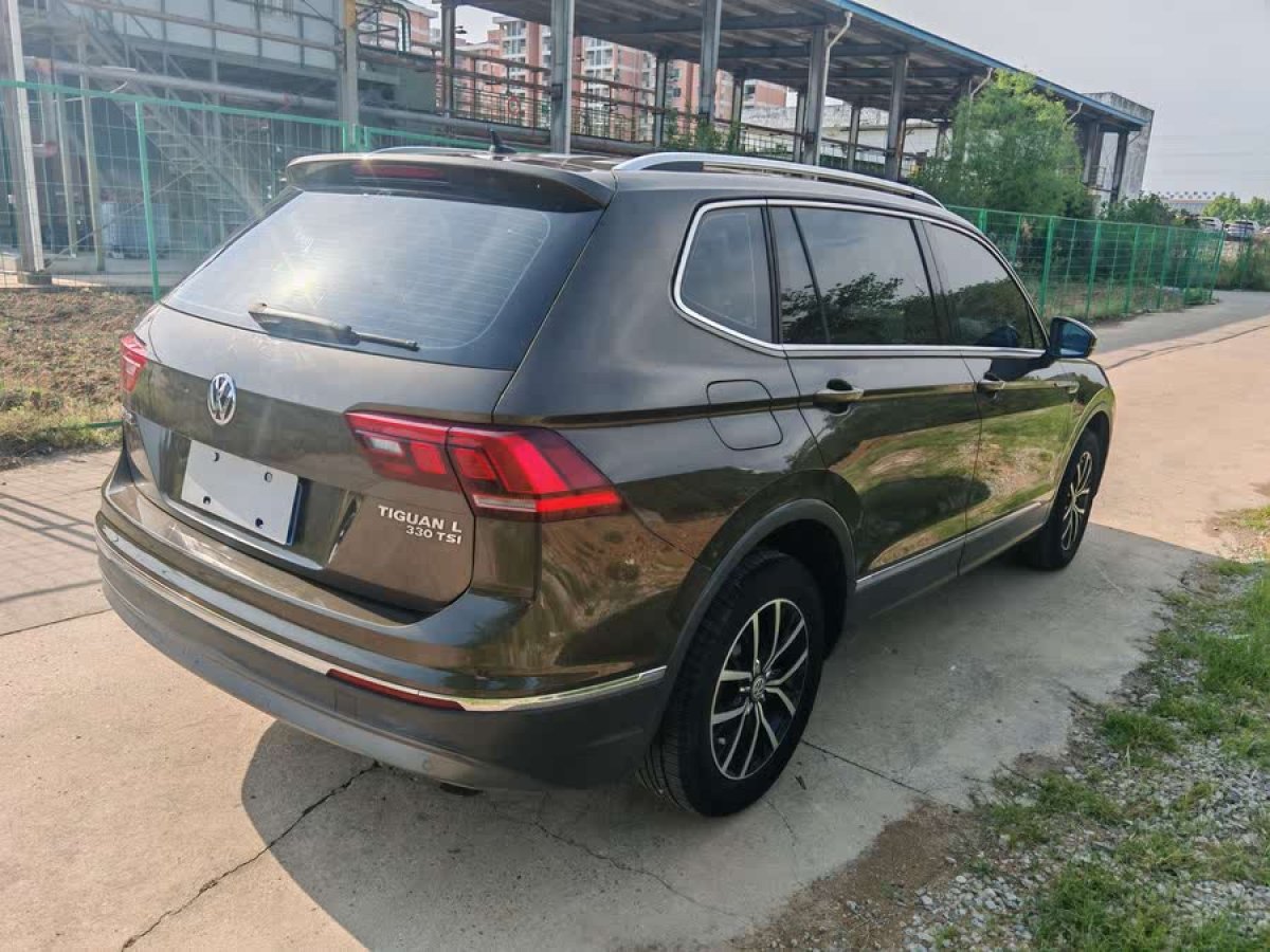 大眾 途觀L  2017款 330TSI 自動兩驅(qū)豪華版圖片
