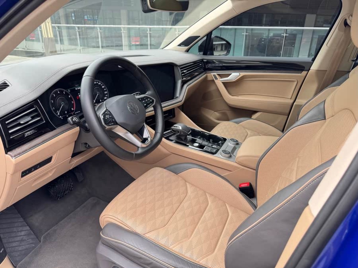 大眾 途銳  2021款 3.0TSI 銳尊版圖片