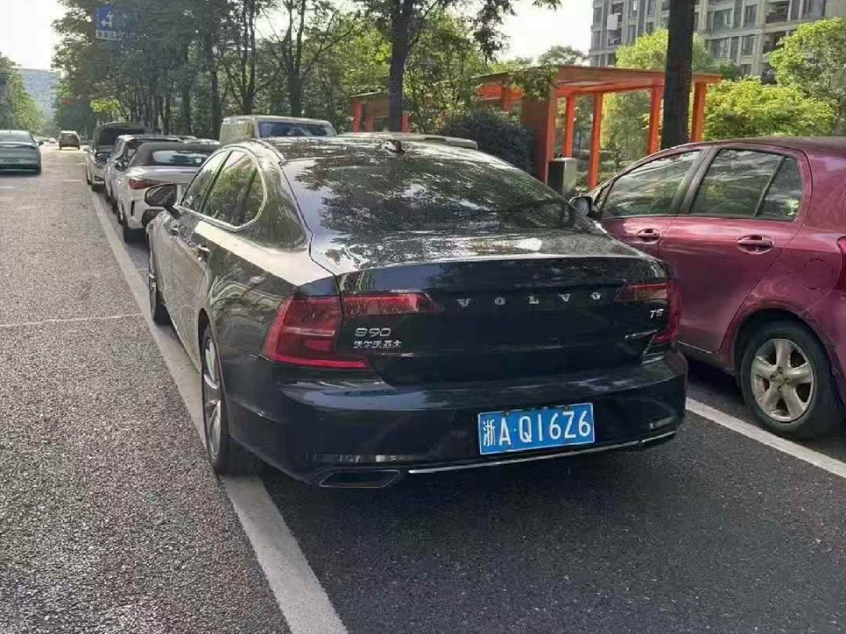 沃爾沃 S90  2018款 T4 智遠(yuǎn)版圖片