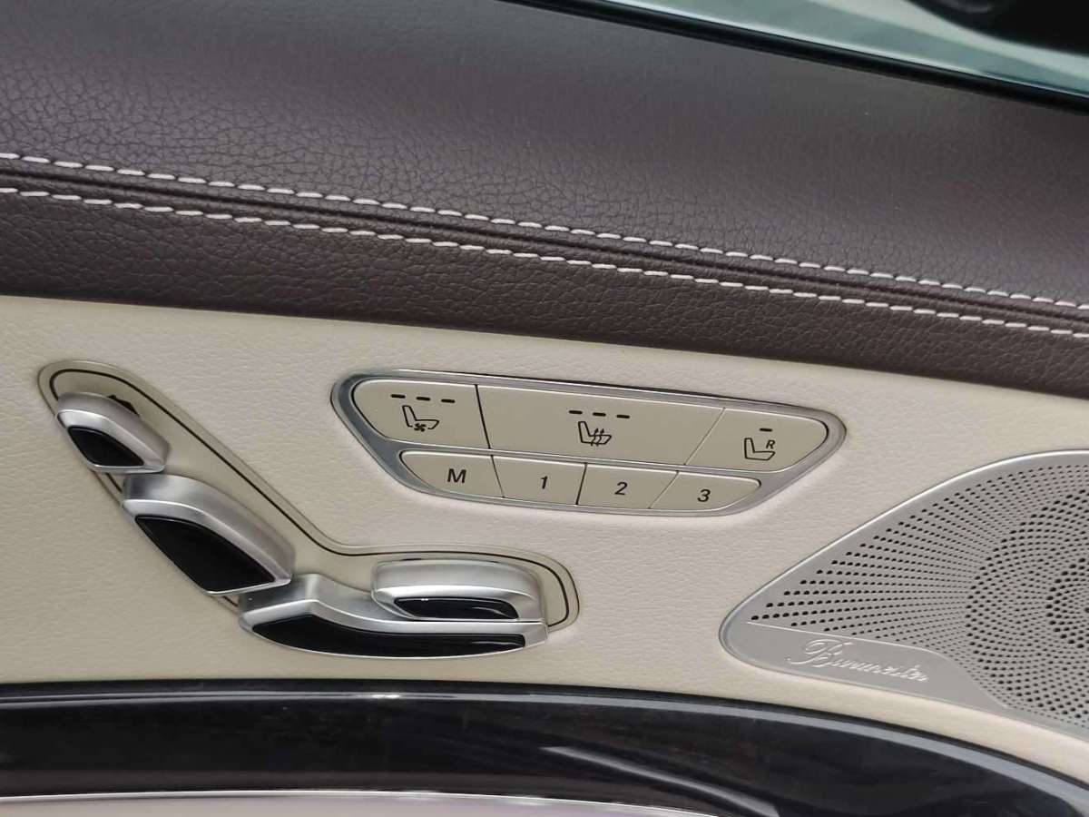 2018年5月奔驰 奔驰S级  2018款 S 450 L 4MATIC 卓越特别版