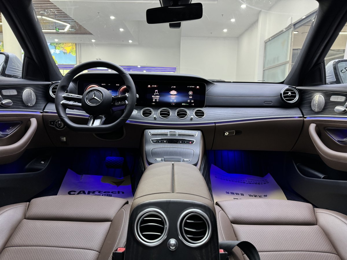2022年5月奔驰 奔驰E级  2014款 改款 E 300 L 运动豪华型