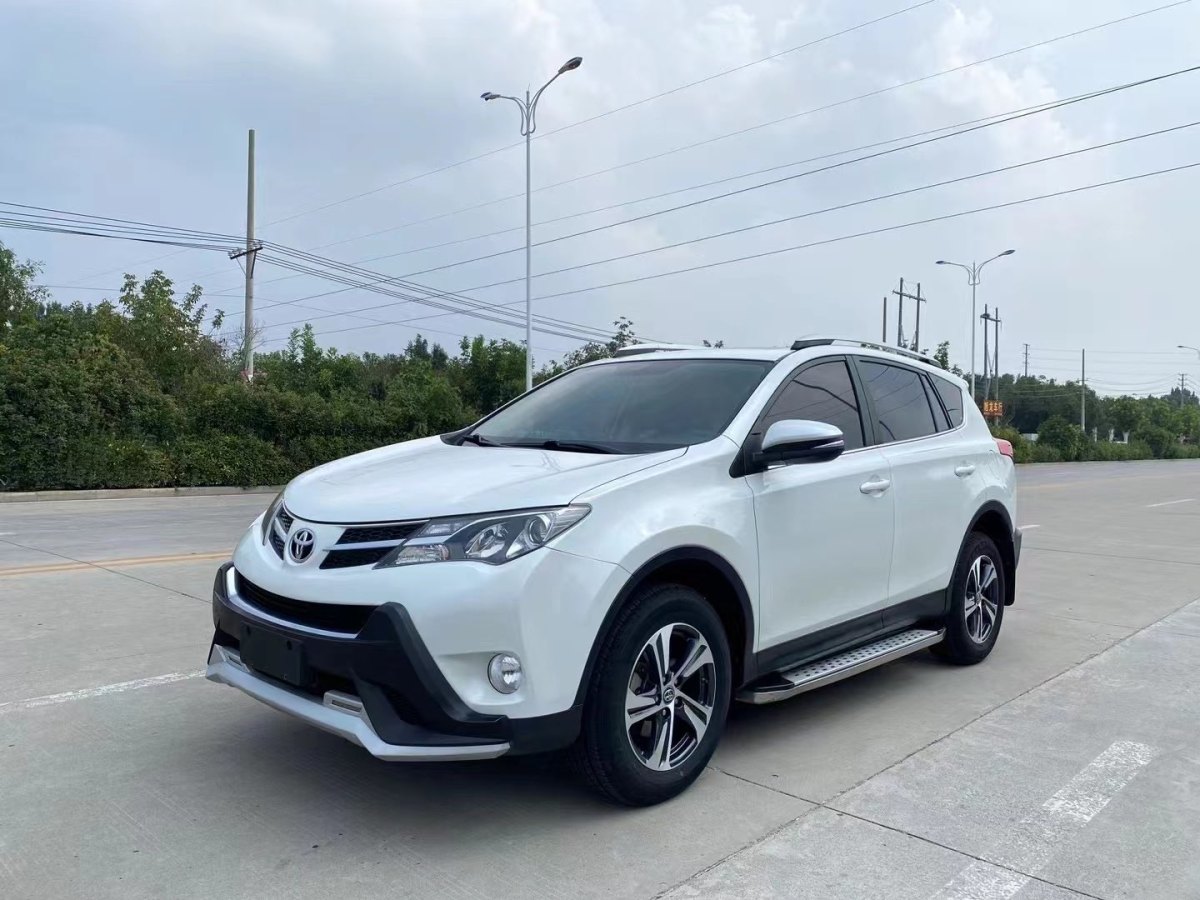 2015年2月豐田 RAV4  2018款 榮放 2.0L CVT兩驅(qū)風(fēng)尚版